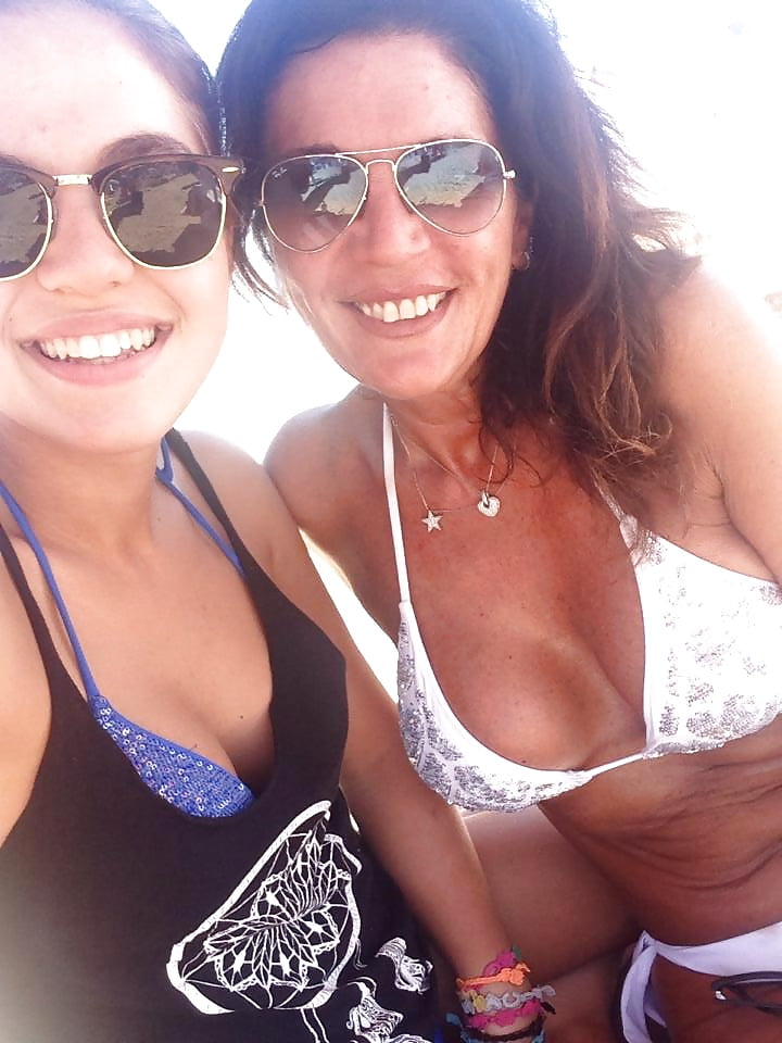 Italian MILF Alessandra&Patrizia fb adult photos