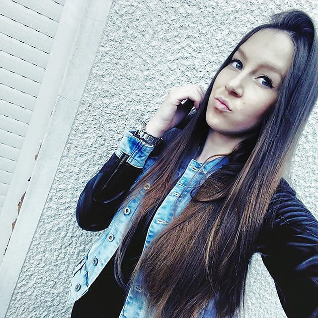 Jovana R... adult photos