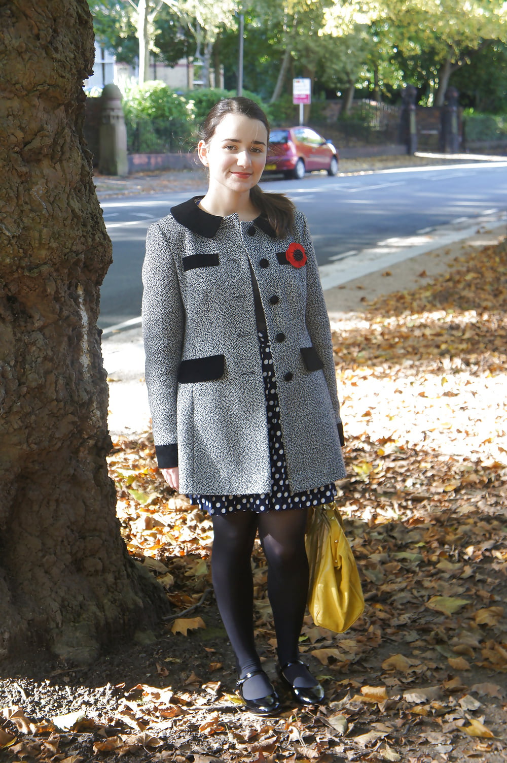 Cute Brit GF in Pantyhose adult photos