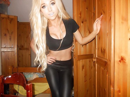 Hot blonde Teen