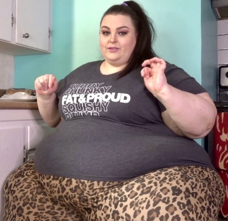 Chunky fat ladies 2 - 50 Photos 