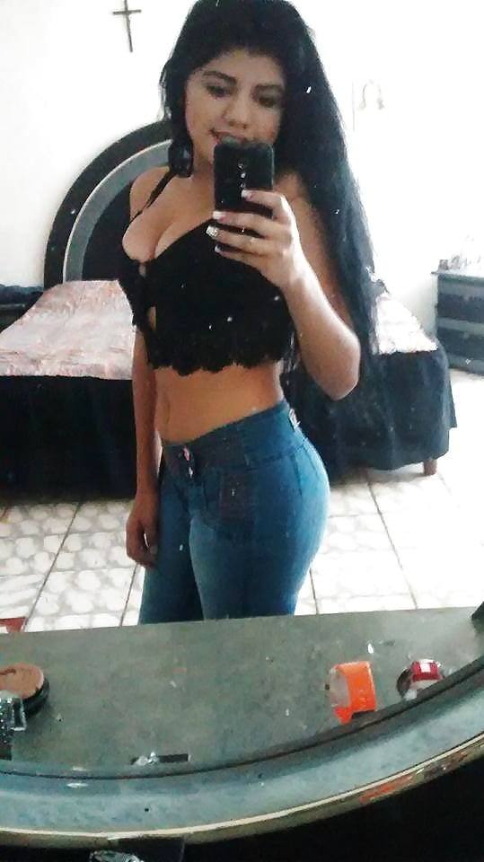 LITTLE MEXICAN SLUT GREAT ASS adult photos