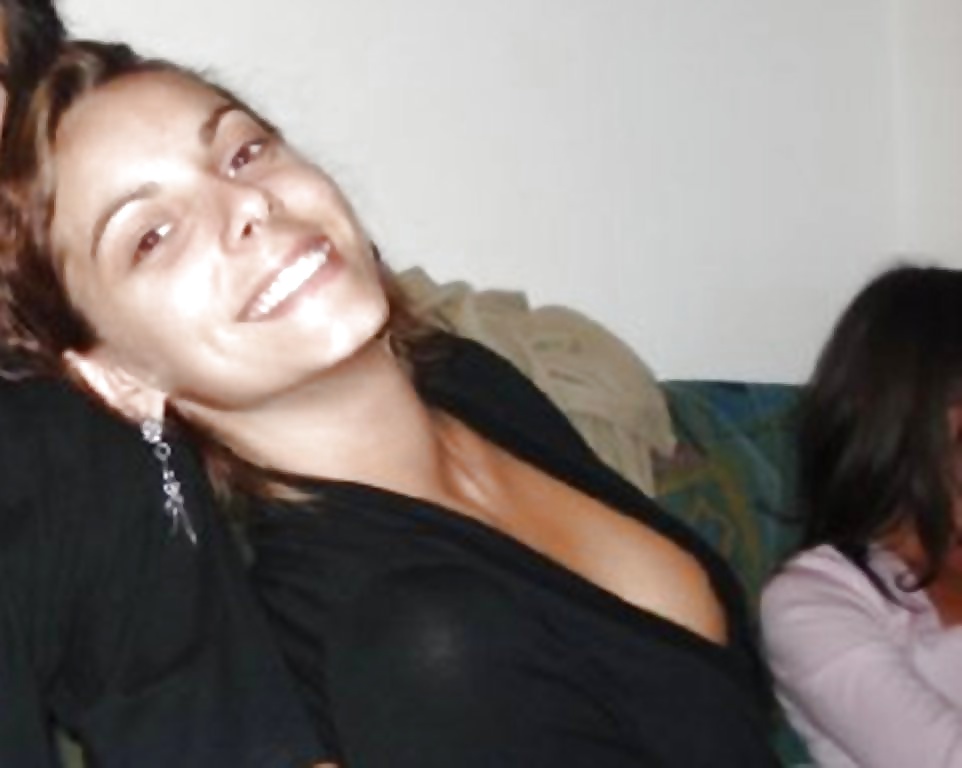 CELINA 27ANS 1 MOME DIVORCEE AIME LA BAISE adult photos