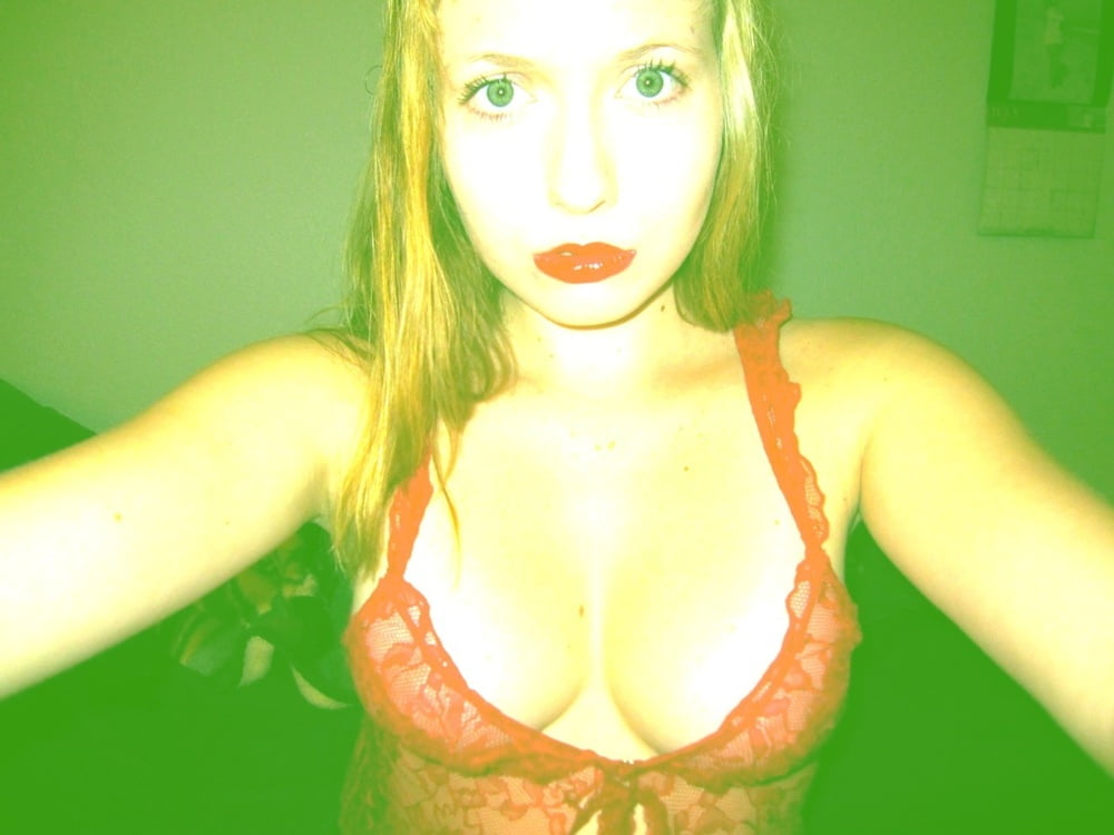 Tumblr Girl Shows Off photo #325105977