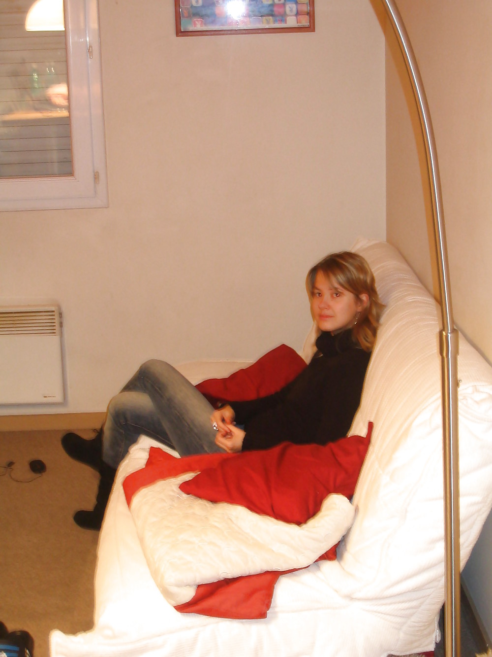 KLEINE SCHLAMPE IV adult photos