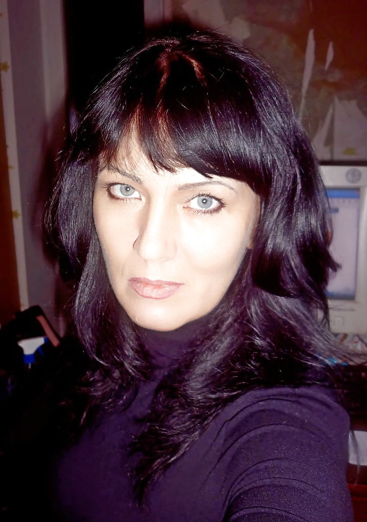 A luscivious russian mature Yulia. adult photos