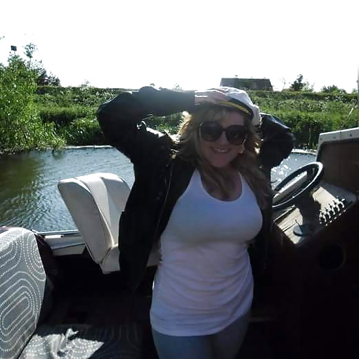 fb girl 31. harriet. how would you uae her? adult photos