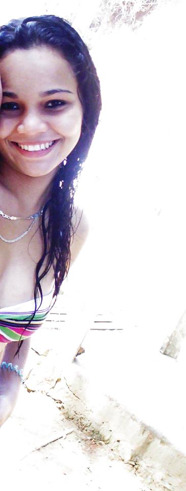 FACEBOOK Izabelli B.Alves adult photos