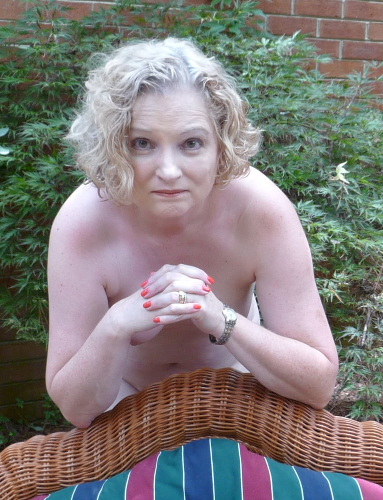 Fat wife naked outside - 60 Photos 