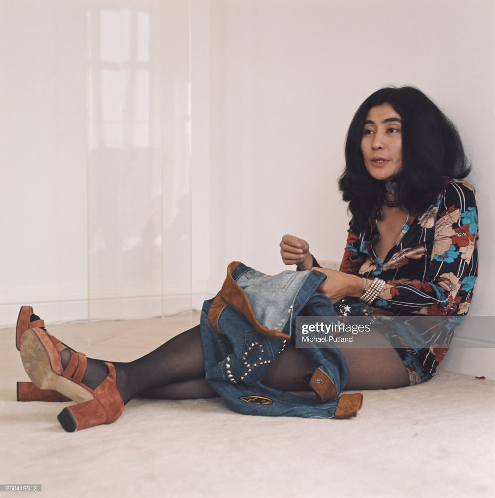 Enjoy this Jap cunt Yoko Ono - 53 Photos gallery. 