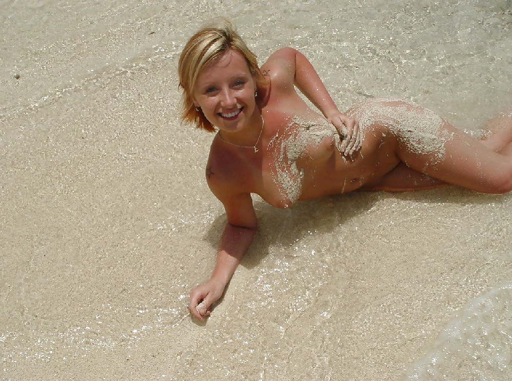 hot blonde mature on the beach adult photos