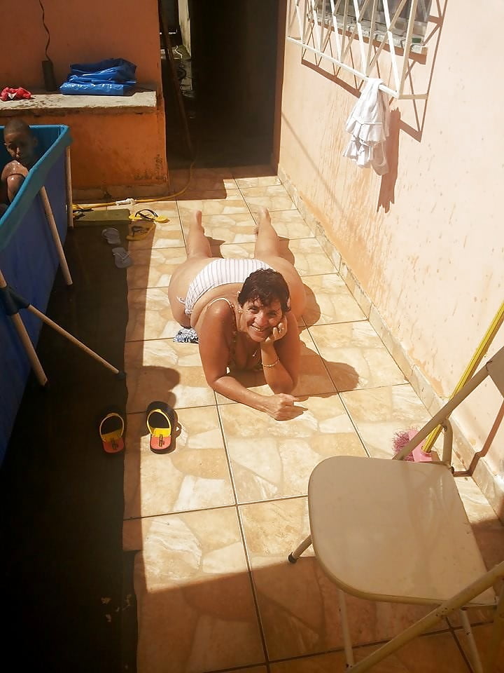 caderona adult photos