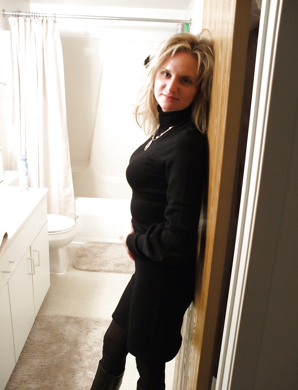 blonde milf adult photos