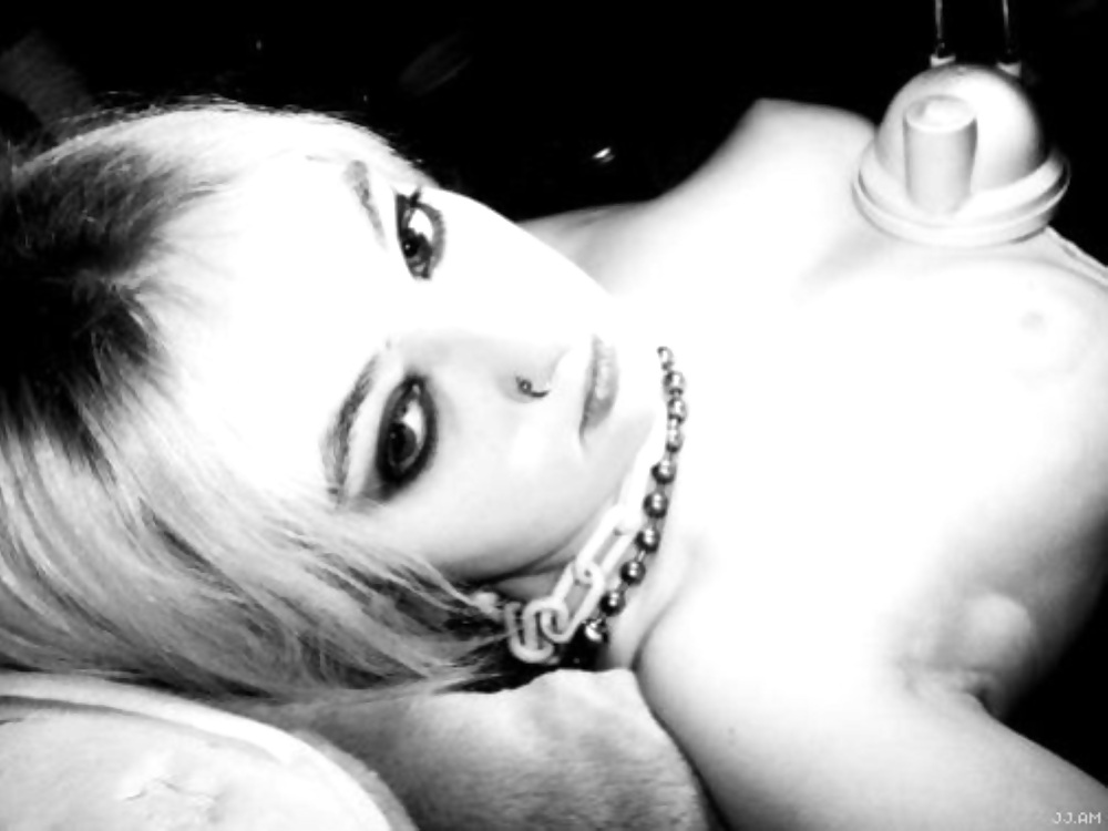 Stolen Pics - Busted Emo Slut Part 1 adult photos