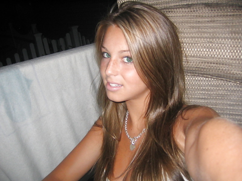 Pretty Face adult photos