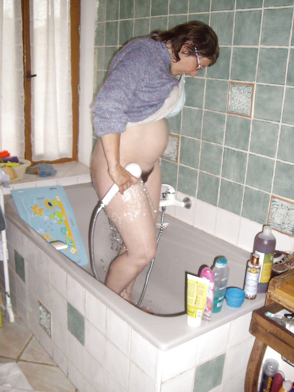 Celine preggo adult photos