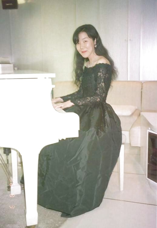 Japanese Amateur a piano sex player adult photos
