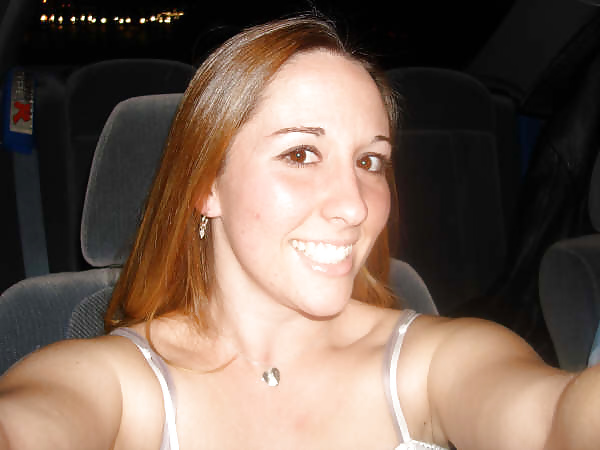 Amateurs Set 207 adult photos