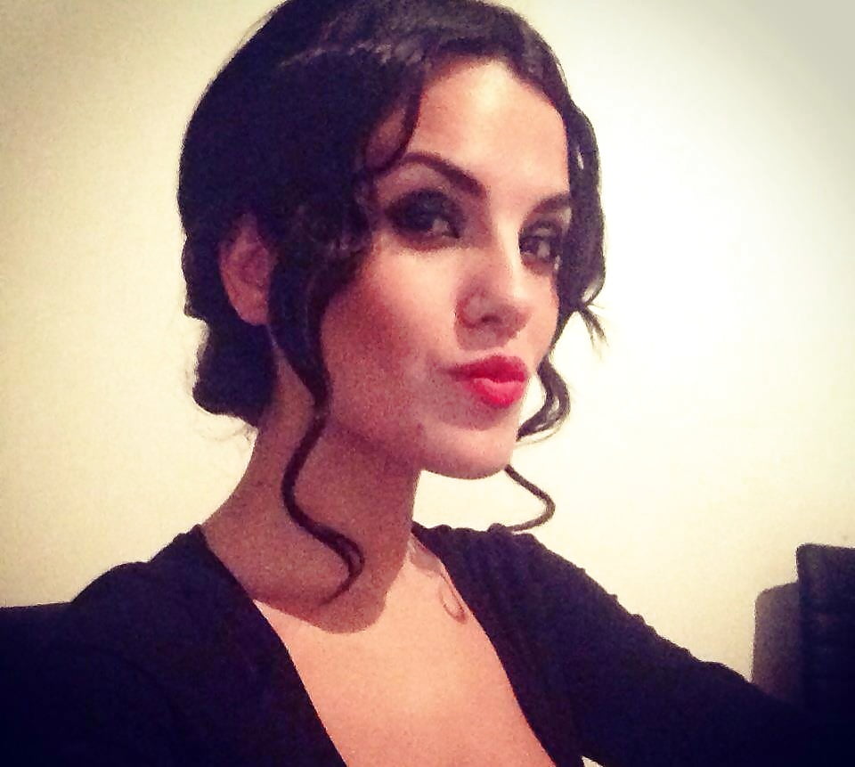 Adele  Bella Figa Troia adult photos