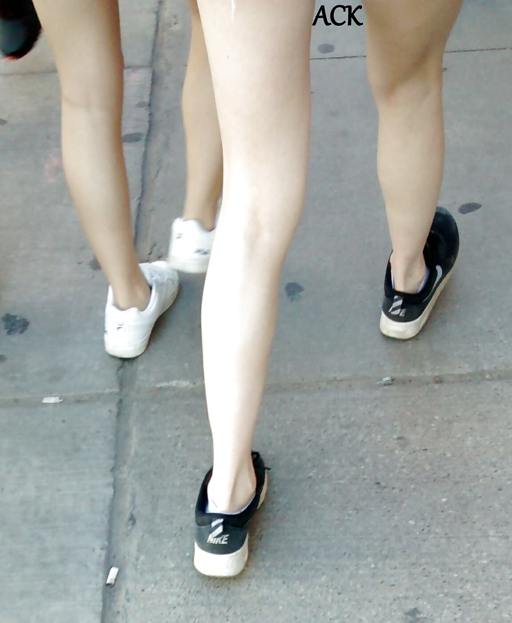 Candid legs and feet.... adult photos