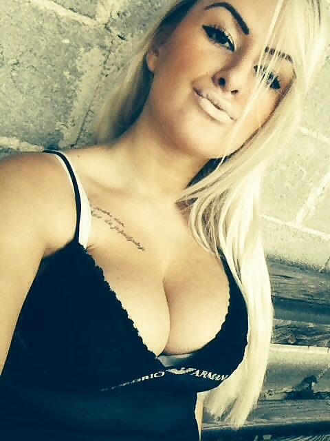 Samo domace devojke adult photos