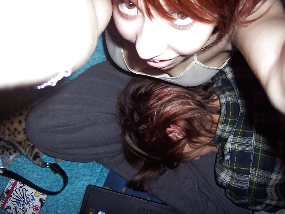 VERDAMMT GEILE EMO SCHLAMPE I adult photos