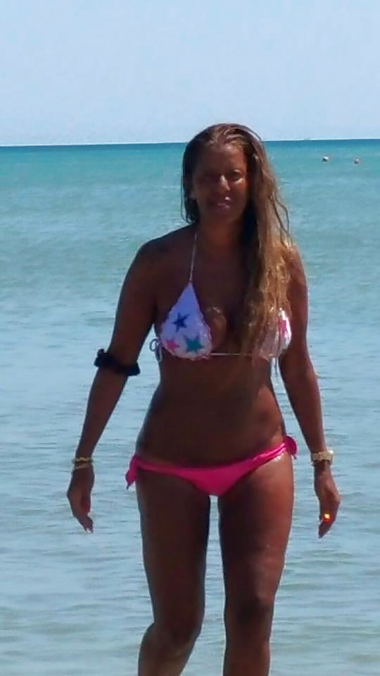 Italian MILF  Ada fb adult photos