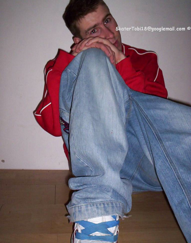 Mein Freund Benny mit Geiler Baggy und Sneakers Boy Skater adult photos