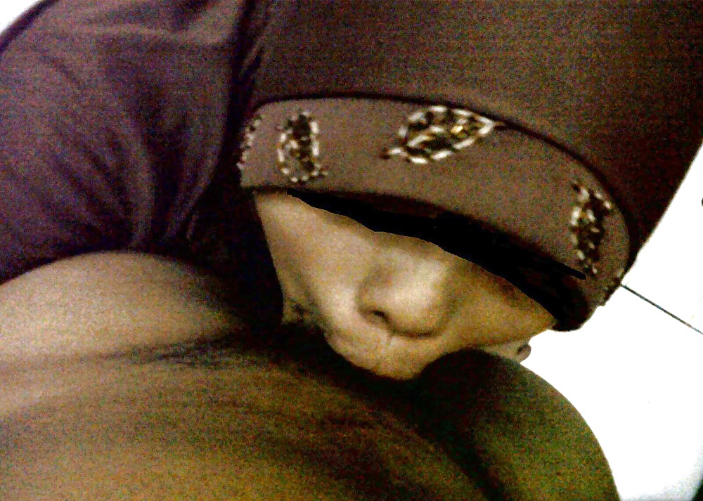 Tudung Cokelat Seks Kat Dapur adult photos