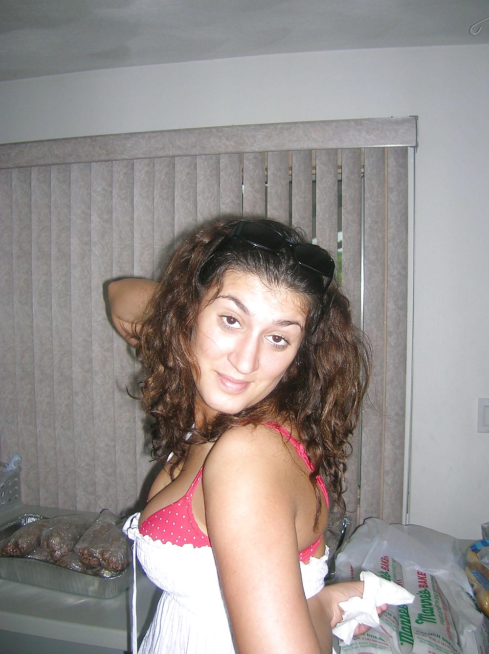 Busty College Looking Babe adult photos