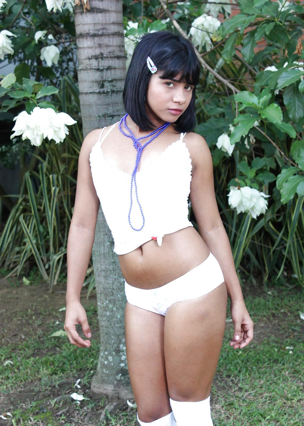 Charming Tobie - Outdoor cute in white adult photos