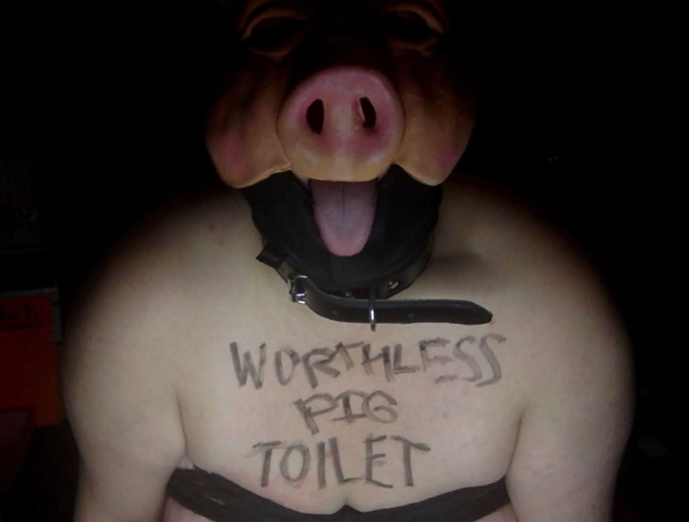 Pathetic Porn Pig Photos - 26 Photos 