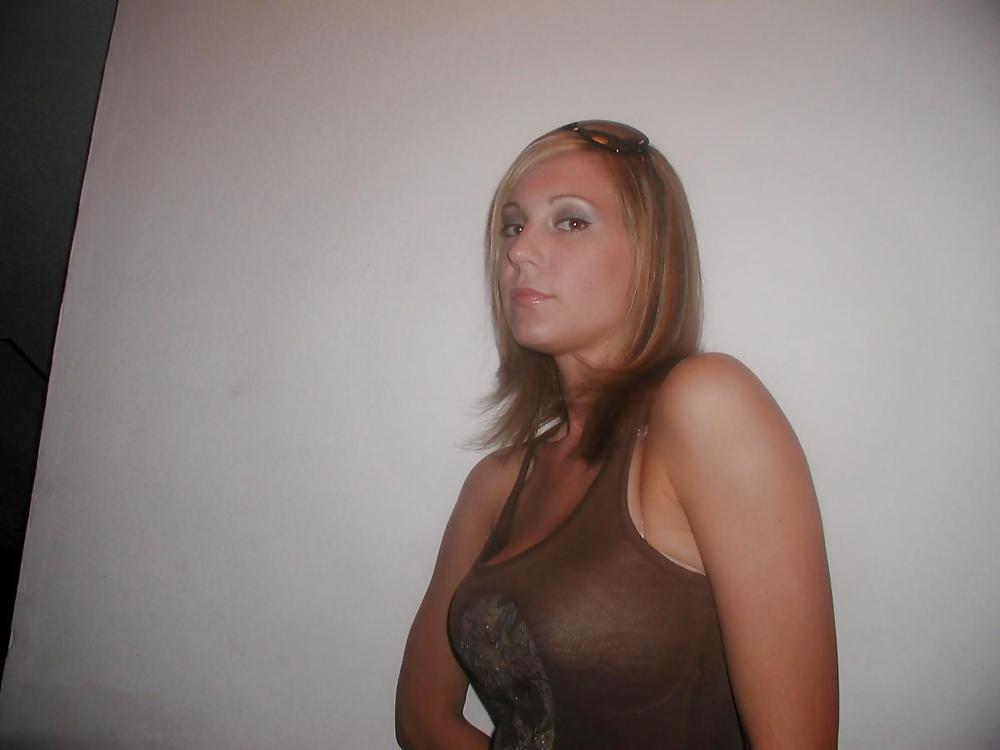 HORNY VACATION adult photos