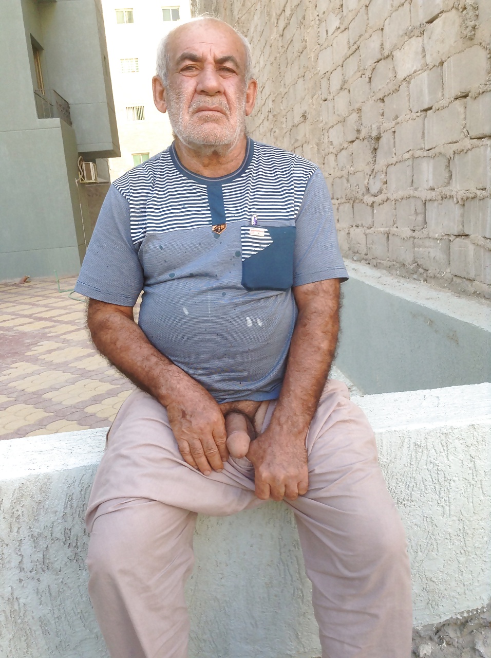 Arab Grandpa 15 Pics