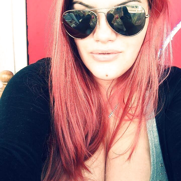 Romanian Huge Tits Amateur 39 adult photos