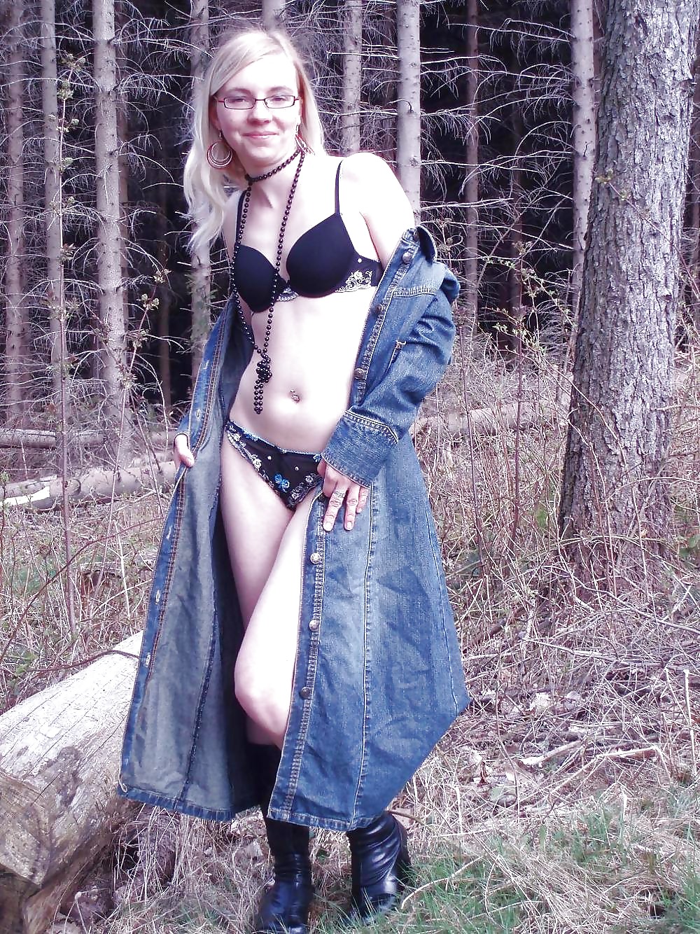 Alexandra 18 J., Dorfmatratze, Eifel adult photos