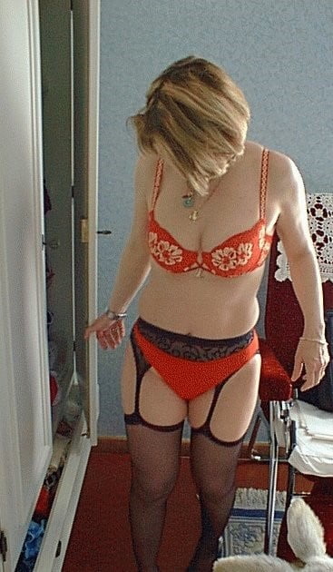 Matures in bra and panty or lingerie front back - 50 Photos 