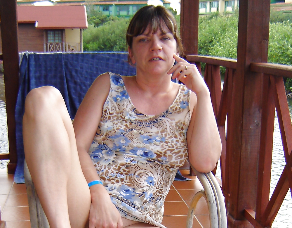 Sur le balcon adult photos