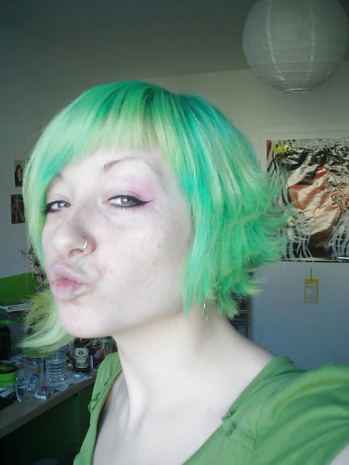 Punk, Rock, Emo Chicks with Tattoos and Piercings adult photos