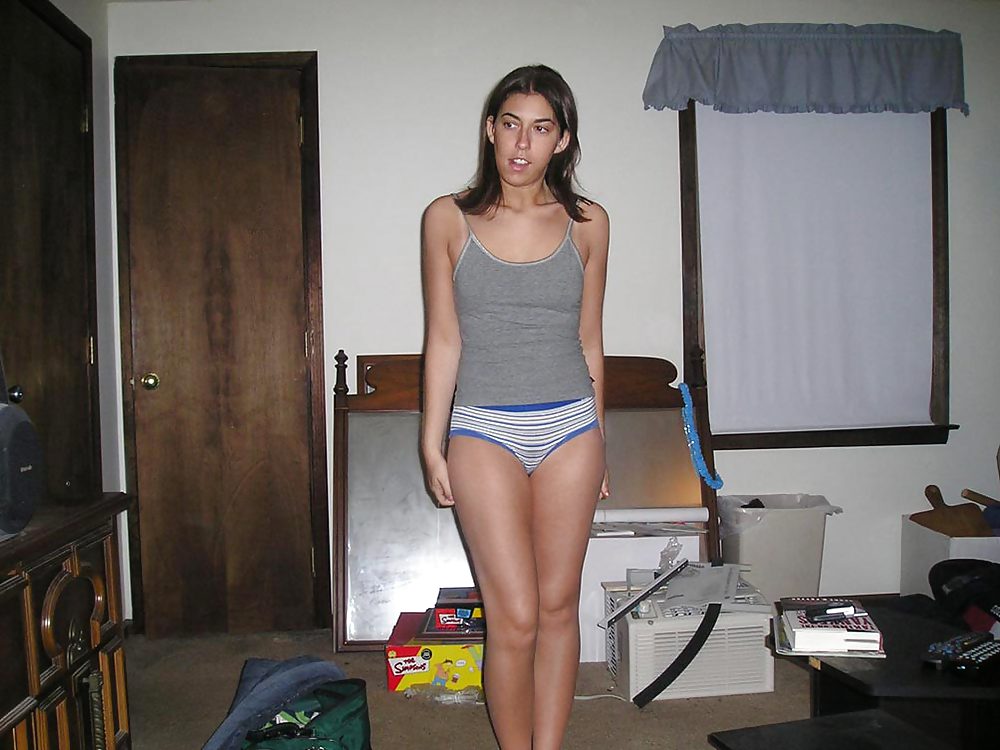 mostrando sus encantos 2 adult photos