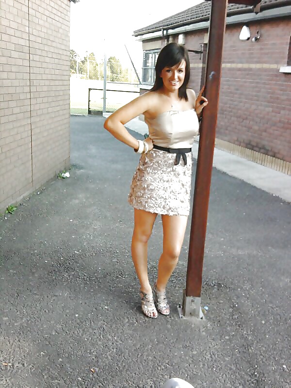 Amateur Chav Sluts Teens Bimbos Blondes Brunettes Milfs adult photos