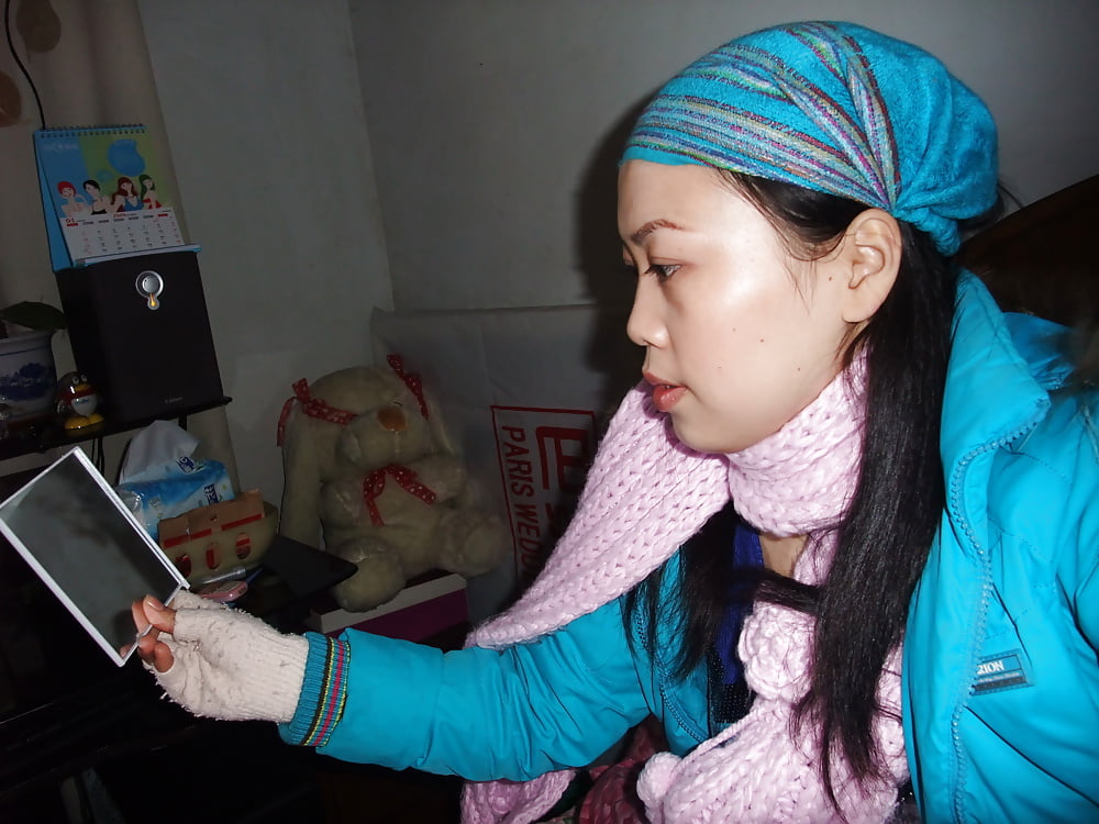 Asian Slut Nuying adult photos