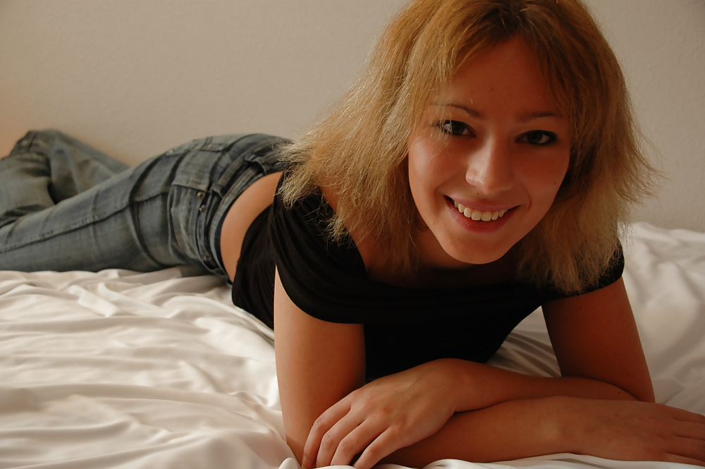 Nina-Hot adult photos