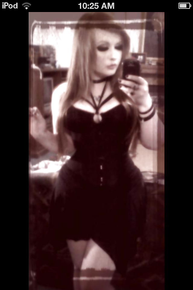 Corset Goddess adult photos