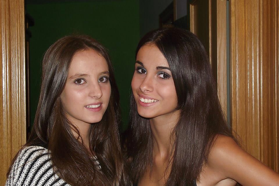 FACIAL CUMSHOT, LEFT OR RIGHT. YOU CHOOSE! adult photos