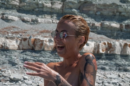 Hotwife fucks lover on the beach under the sound of waves