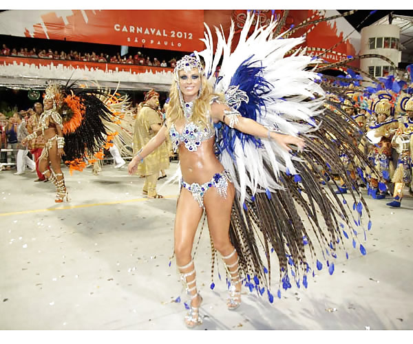 PREVIEW  BRAZILIAN CARNIVAL 2012 adult photos