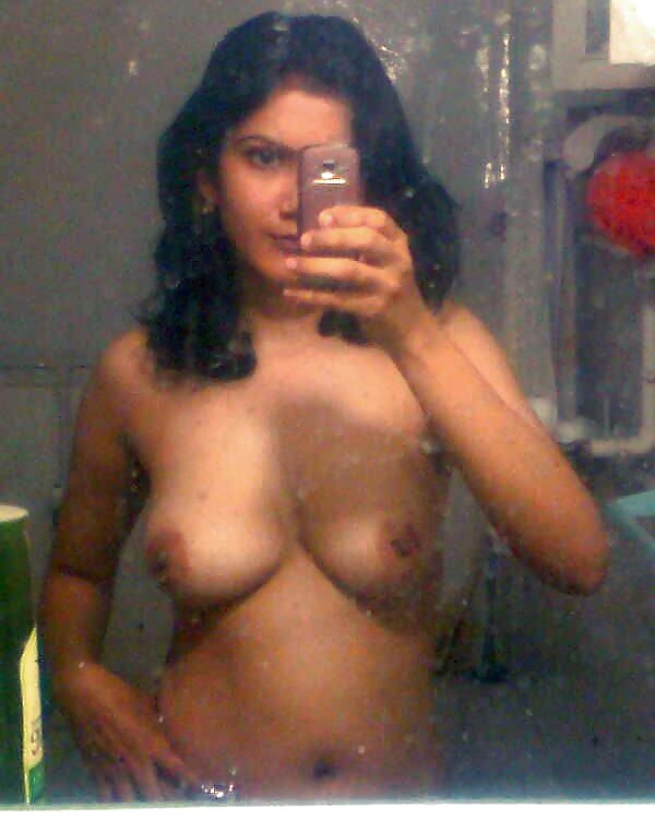 Indian slut MMS pics adult photos