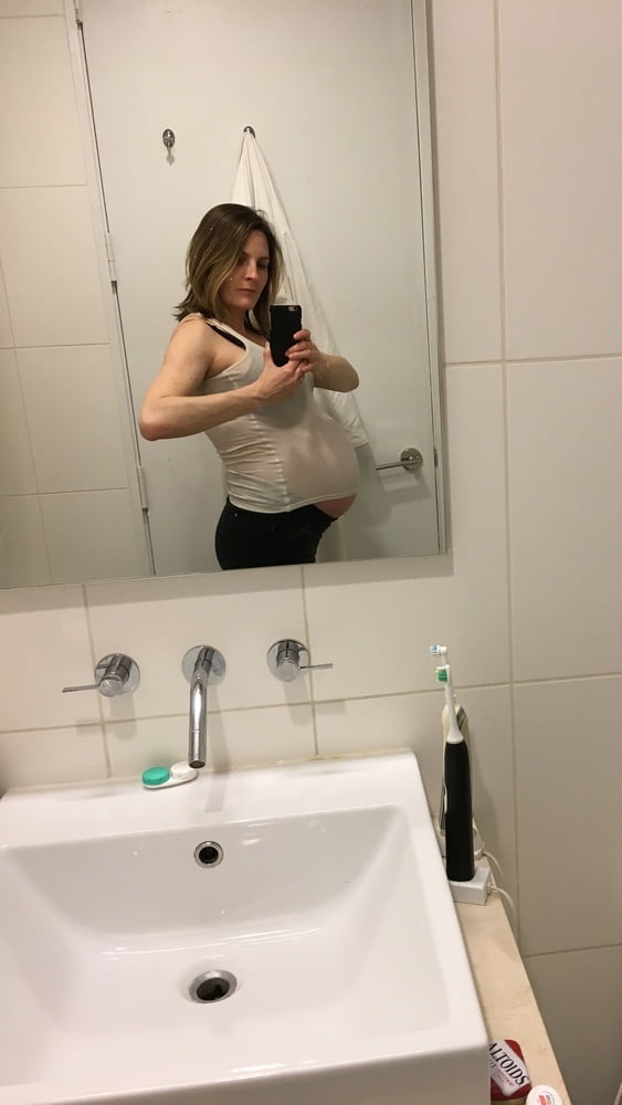 Pregnant Girl 7 - 75 Photos 