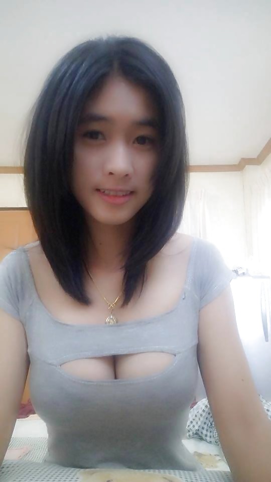 Thai Girl So Sexy 2 adult photos